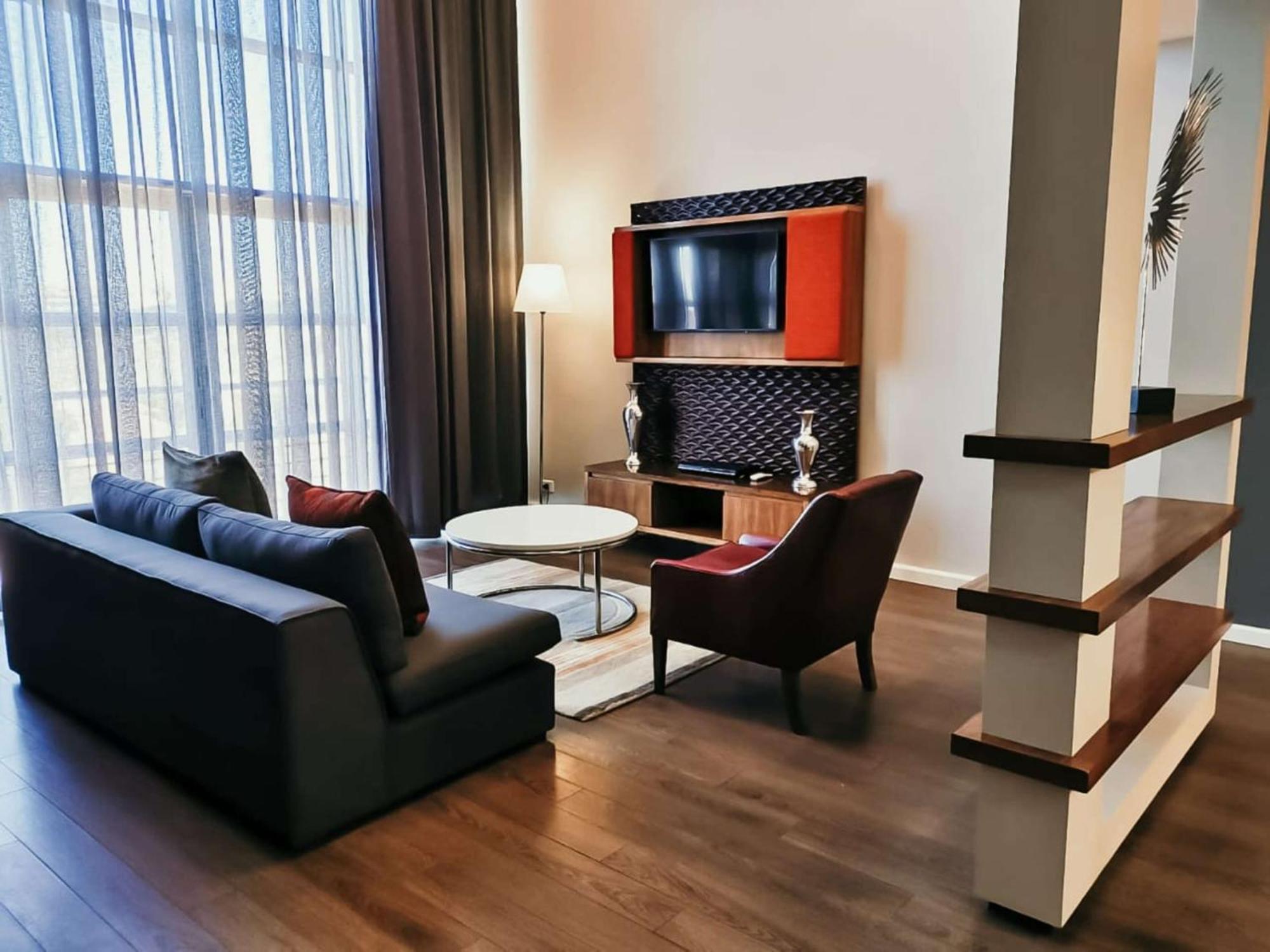 Готель Doubletree By Hilton Cape Town Upper Eastside Екстер'єр фото